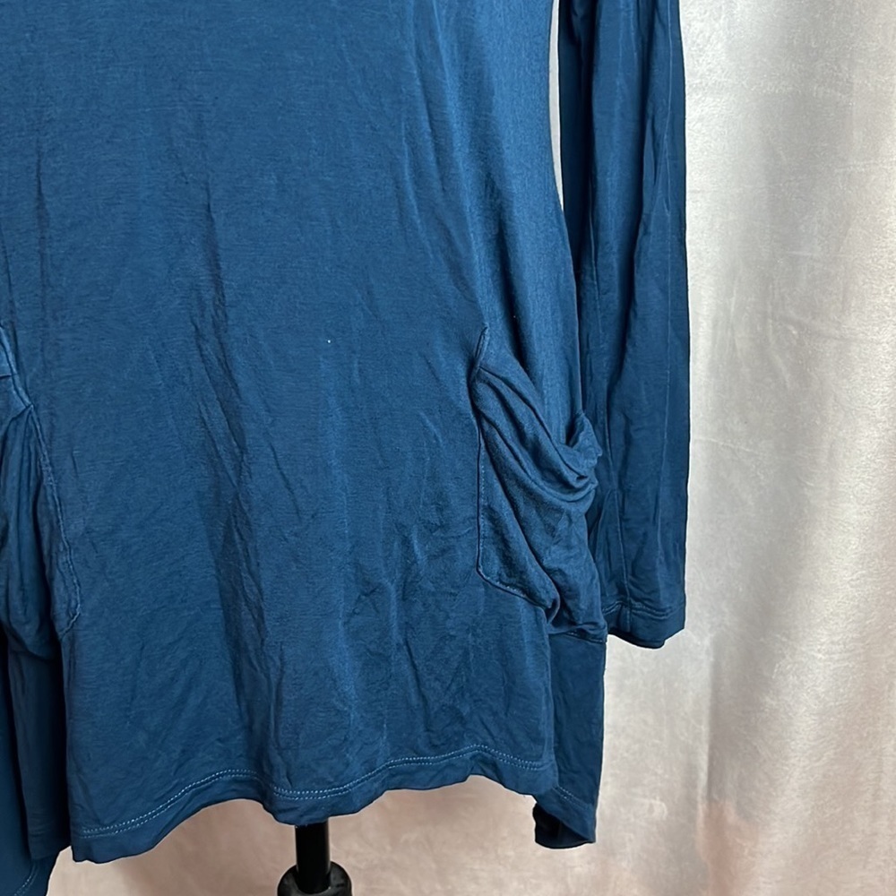 Logo by Lori Goldstein Small Blue with pockets long sleeve vneck blouse - Picture 3 of 6